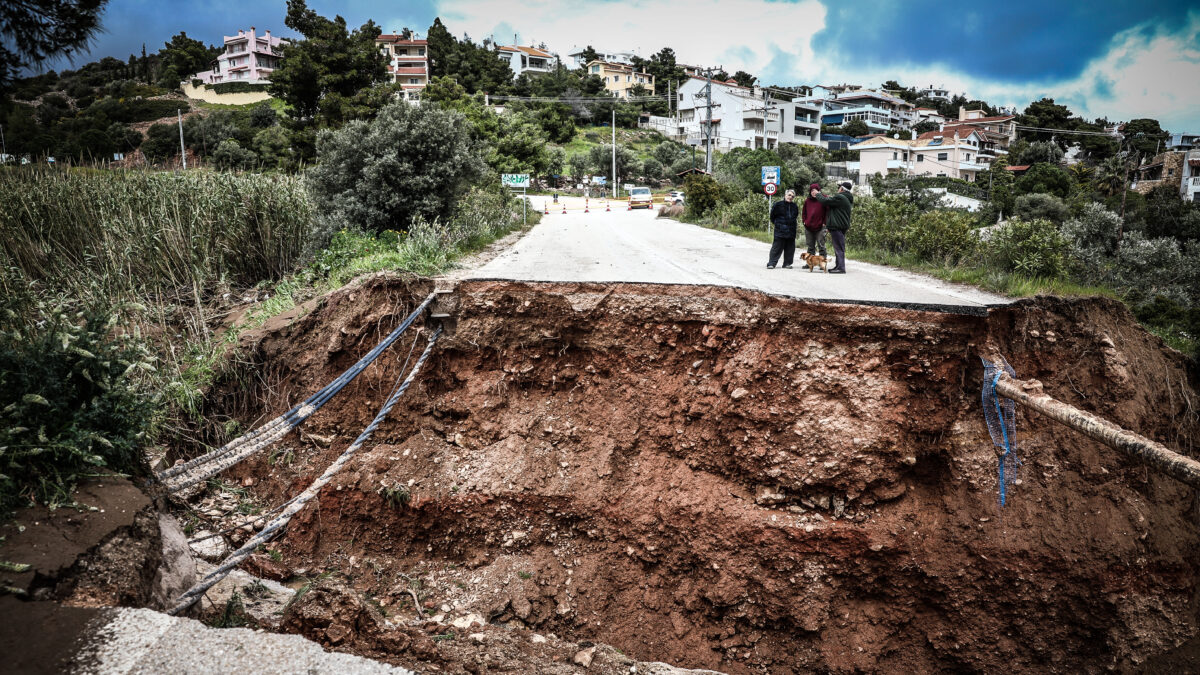 Πλημμύρες στην περιοχή της Ραφήνας από την κακοκαιρία "Erminio", Πέμπτη 2 Απριλίου 2026. (ΔΑΝΑΗ ΔΑΥΛΟΠΟΥΛΟΥ/EUROKINISSI)