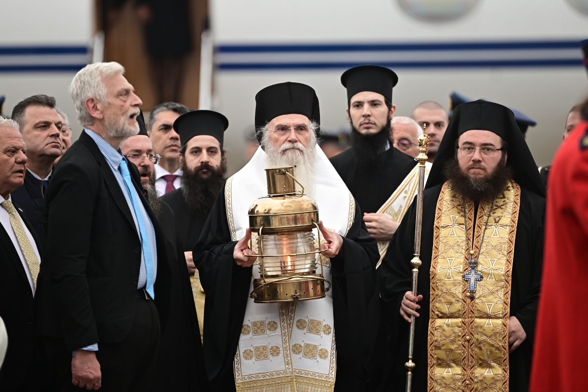 Το Άγιο Φως στην Αθήνα