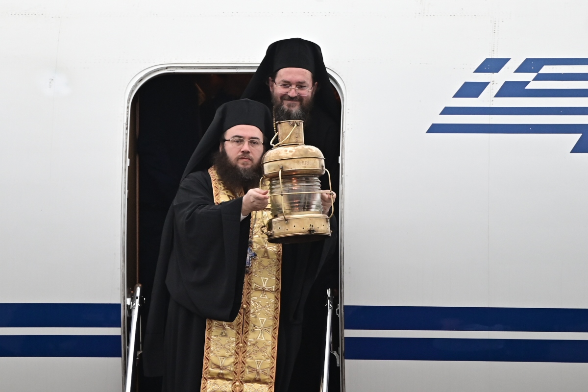 Το Άγιο Φως στην Αθήνα