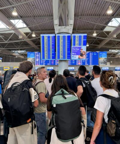 Τουρίστες στο Ελ Βενιζέλος