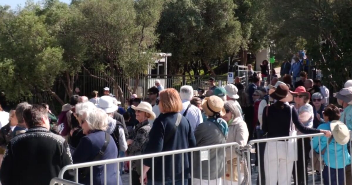 Διεθνής Ημέρα Μνημείων: «Πλημμύρισαν» οι αρχαιολογικοί χώροι και τα μουσεία λόγω ελεύθερης εισόδου