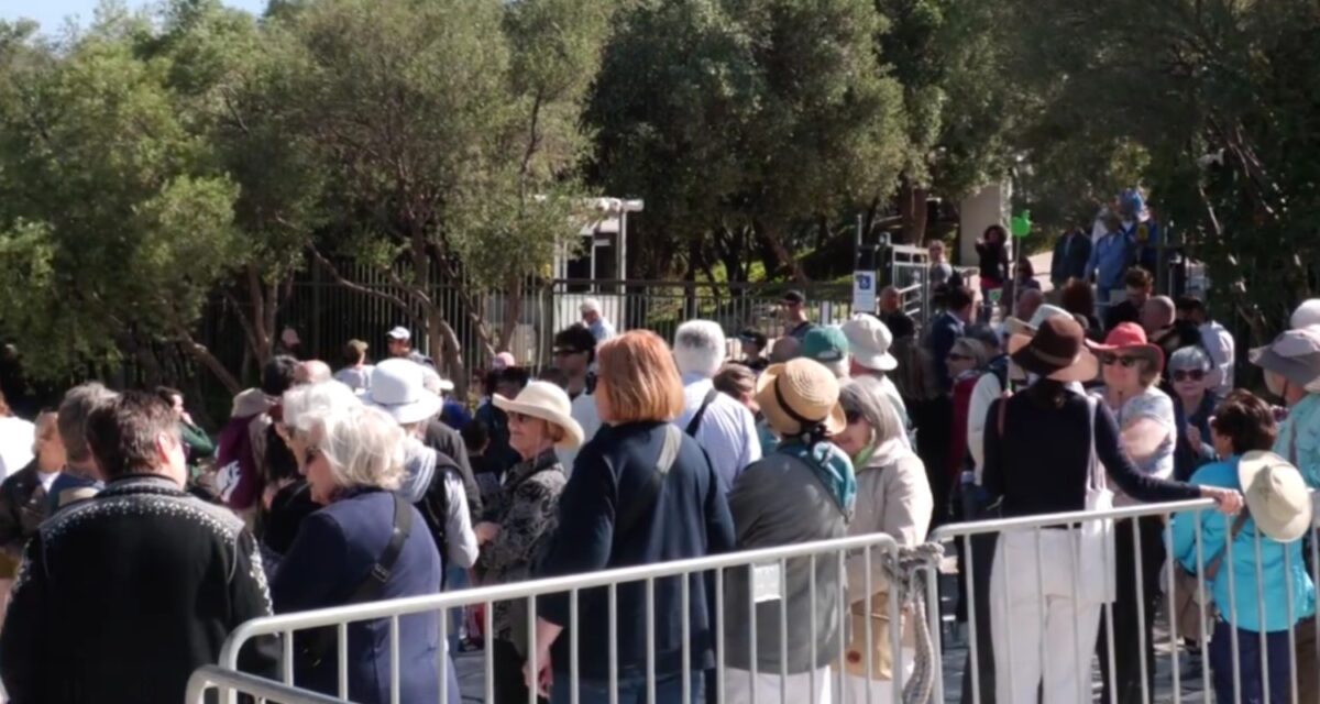 Διεθνής Ημέρα Μνημείων: «Πλημμύρισαν» οι αρχαιολογικοί χώροι και τα μουσεία λόγω ελεύθερης εισόδου