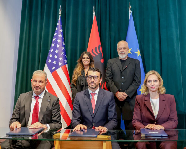 Η AKTOR LNG USA και η ALBGAZ υπέγραψαν 20ετή συμφωνία για την πώληση αμερικανικού LNG