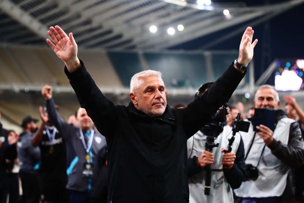 Καλαμάτα: Τέλος ο Αλέκος Βοσνιάδης από τον πάγκο της «Μαύρης Θύελλας»