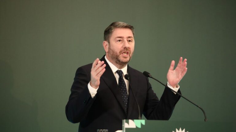 Ο Νίκος Ανδρουλάκης στην Κεντρική Επιτροπή του ΠΑΣΟΚ