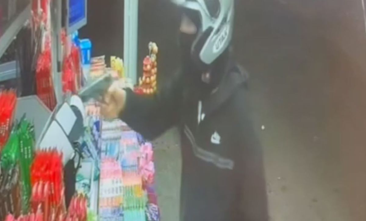 Ανήλικοι λήστευαν περίπτερα και βενζινάδικα στα νότια προάστια - Συνελήφθησαν και οι γονείς τους