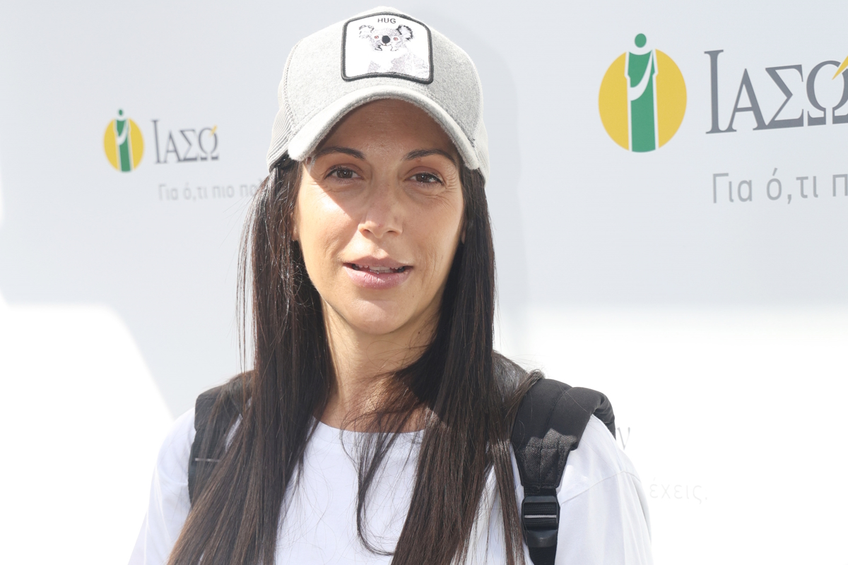 Η Ανθή Βούλγαρη κάνει γυμναστική με τον ενός έτους γιο της - Η φωτογραφία που ανέβασε στο instagram