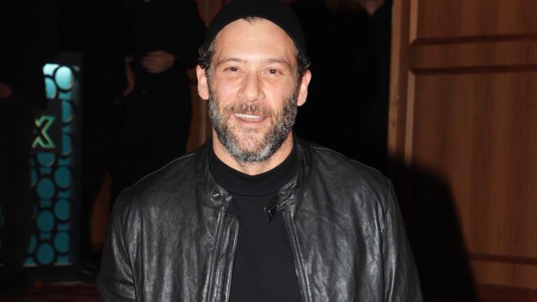 Αντίνοος Αλμπάνης