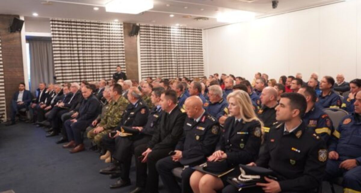 Σύσκεψη για την προετοιμασία της αντιπυρικής περιόδου στην Κρήτη: Ενίσχυση δυνάμεων και αυξημένη ετοιμότητα