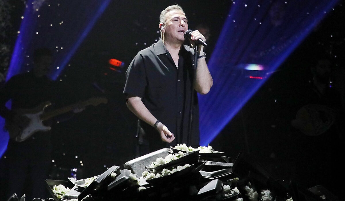 Ο Αντώνης Ρέμος ανακοίνωσε το τέλος της συνεργασίας του με το ΝΟΧ: «Κλείνει ένας κύκλος, τον χειμώνα θα ξεκουραστώ»