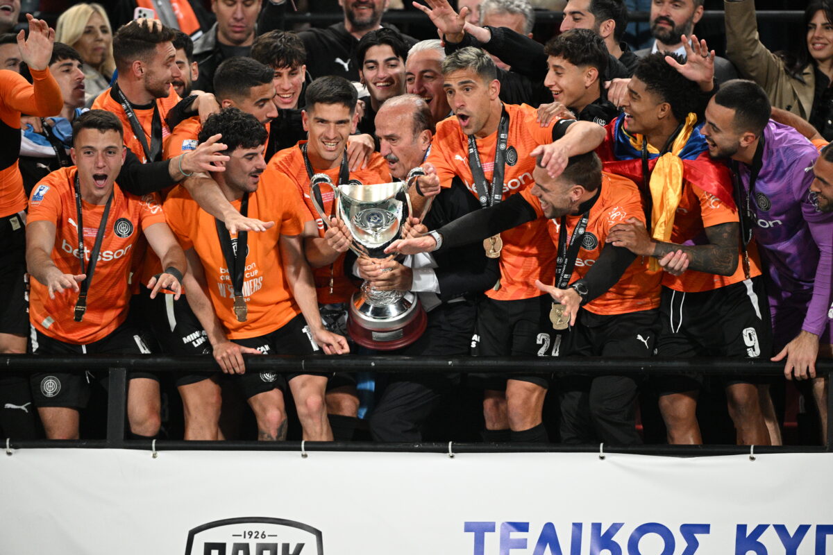 Τελικός Κυπέλλου Ελλάδας Betsson: Η απονομή του τροπαίου στον ΟΦΗ