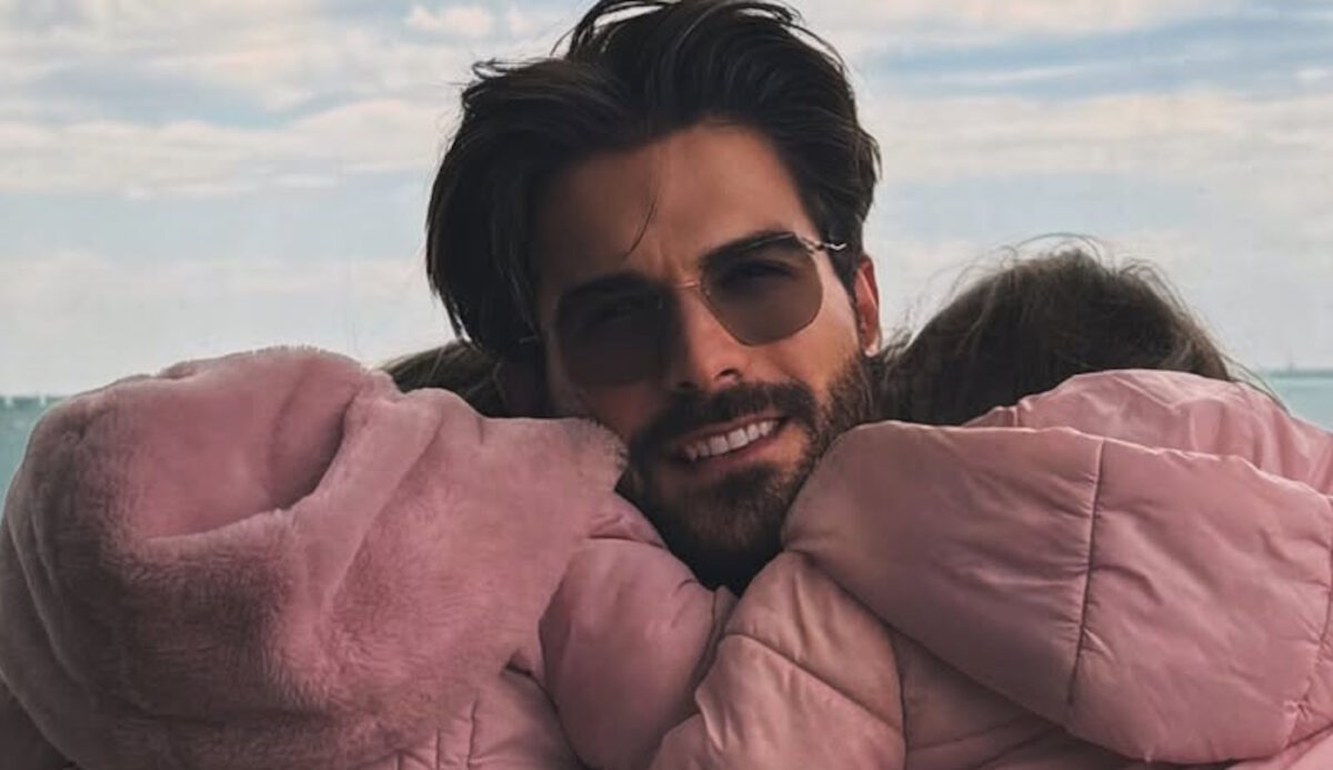 Άρης Μουγκοπέτρος