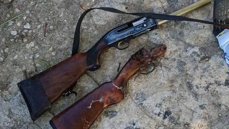 Επιχείρηση «σκούπα» στον Ασπρόπυργο - 10 συλλήψεις, όπλα σε βόθρο και ρευματοκλοπές