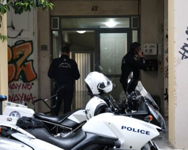 Θρίλερ με νεκρή γυναίκα στο κέντρο της Αθήνας