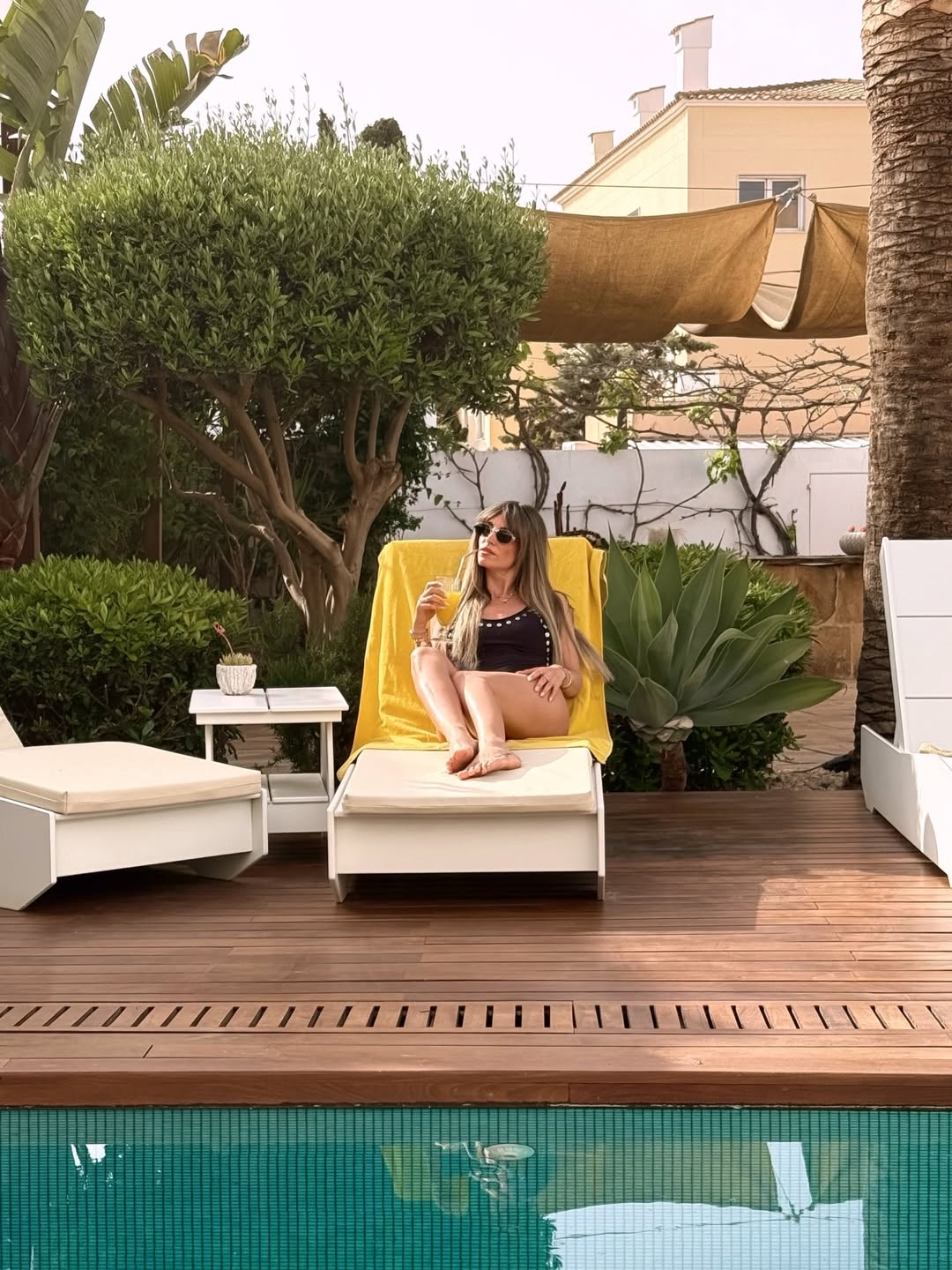 Αθηνά Οικονομάκου