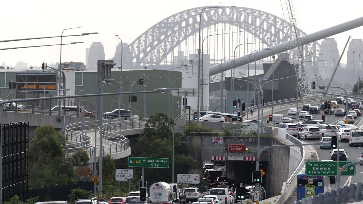 FILE PHOTO: Cars queue to cross Anzac Bridge during peak hour in Sydney, Australia, March 30, 2026. REUTERS/Hollie Adams/File Photo