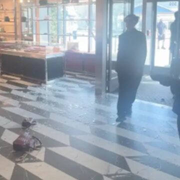 Έκλεψαν τσάντες Gucci κι έγιναν καπνός