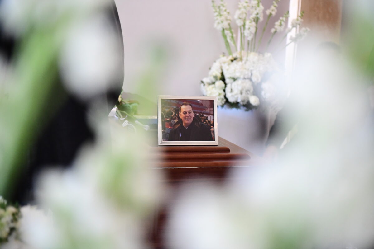 ΕΙΚΟΝΕΣ ΑΠΟ ΤΗΝ ΚΗΔΕΙΑ ΤΟΥ ΒΑΣΙΛΗ ΓΚΟΥΜΑ.(ΔΗΜΗΤΡΗΣ ΜΠΙΡΝΤΑΧΑΣ