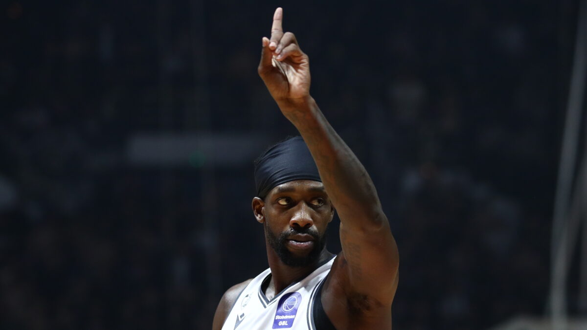 Ο Πατ Μπέβερλι