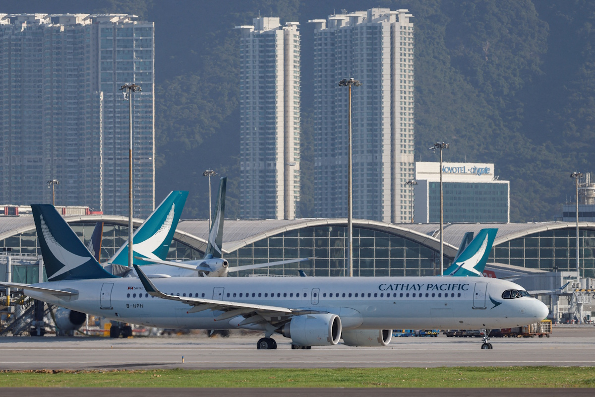 Αεροσκάφος της Cathay Pacific στο Διεθνές Αεροδρόμιο του Χονγκ Κονγκ