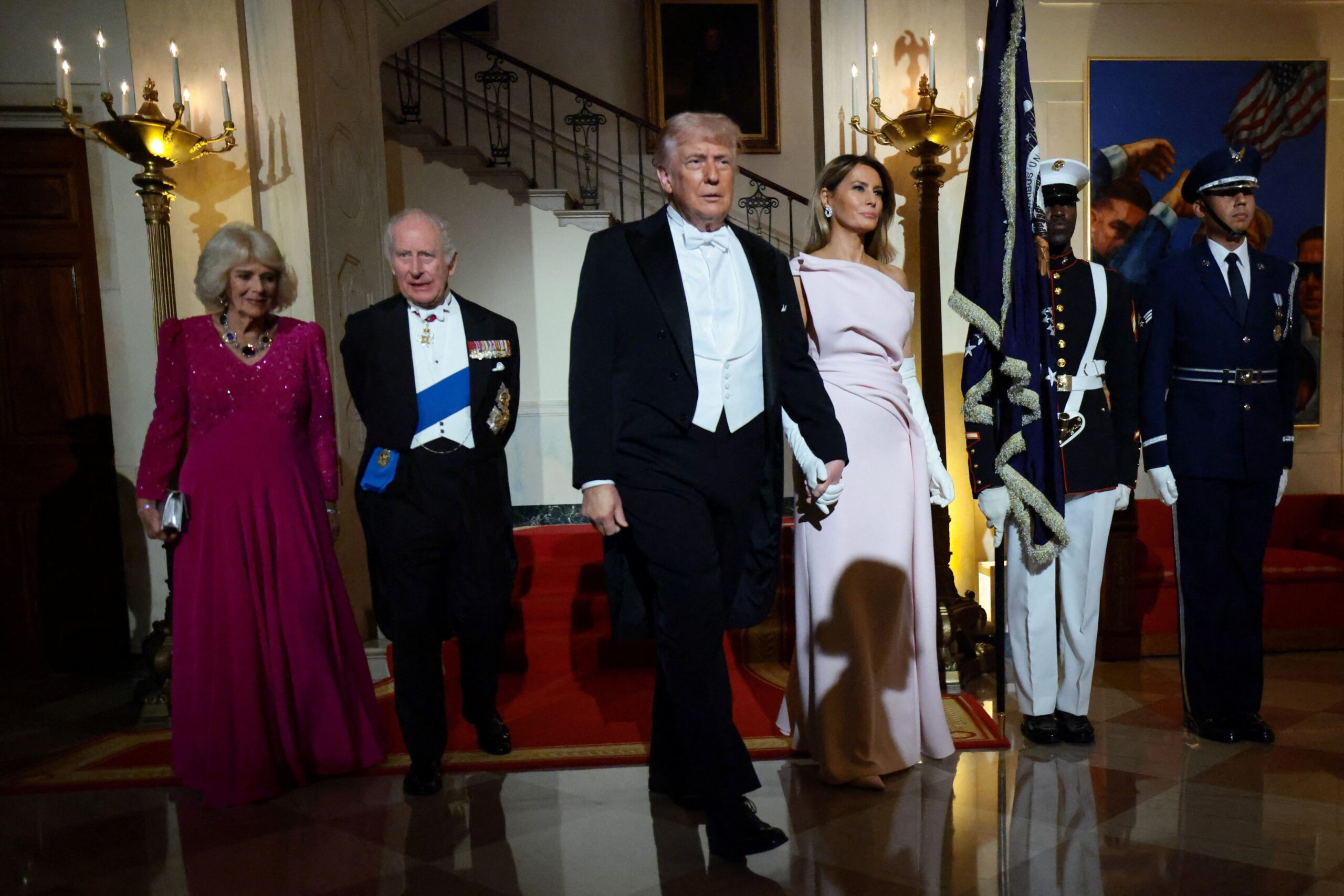 Το βασιλικός ζέυγος της Βρετανίας με τους Τραμπ