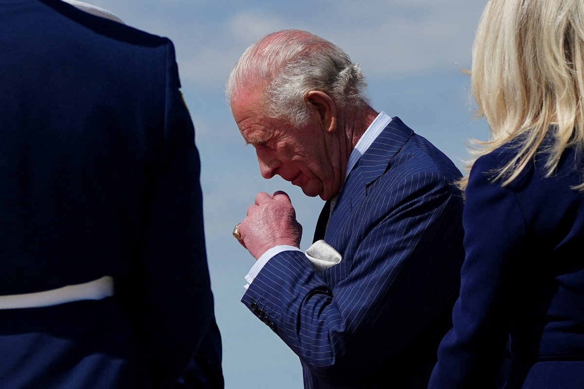 Ο βασιλιάς της Βρετανίας, Κάρολος στην αεροπορική βάση Andrews στο Μέριλαντ των ΗΠΑ