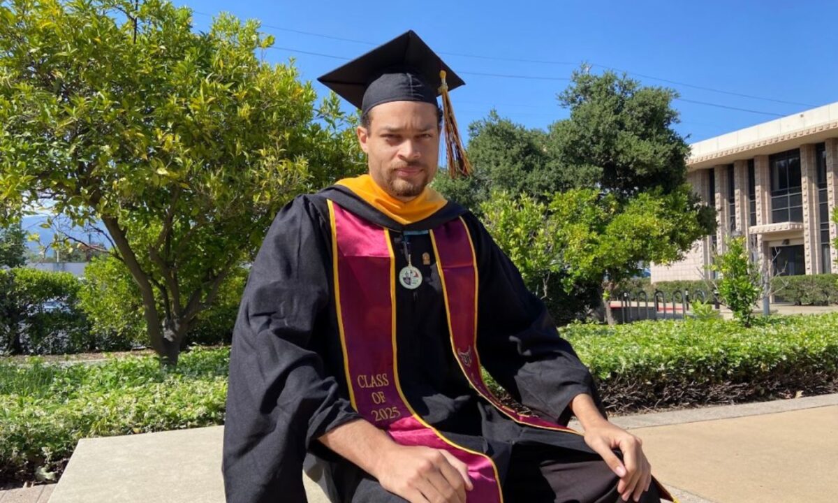 Κόουλ Όλεν: Όλα όσα ξέρουμε για τον 31χρονο δράστη των πυροβολισμών - Δάσκαλος της χρονιάς, λάτρης των videogames και Δημοκρατικός