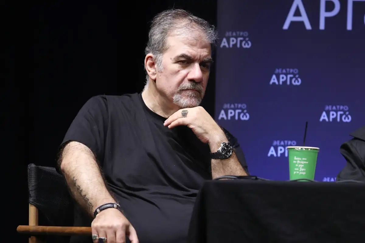 Δημήτρης Σταρόβας