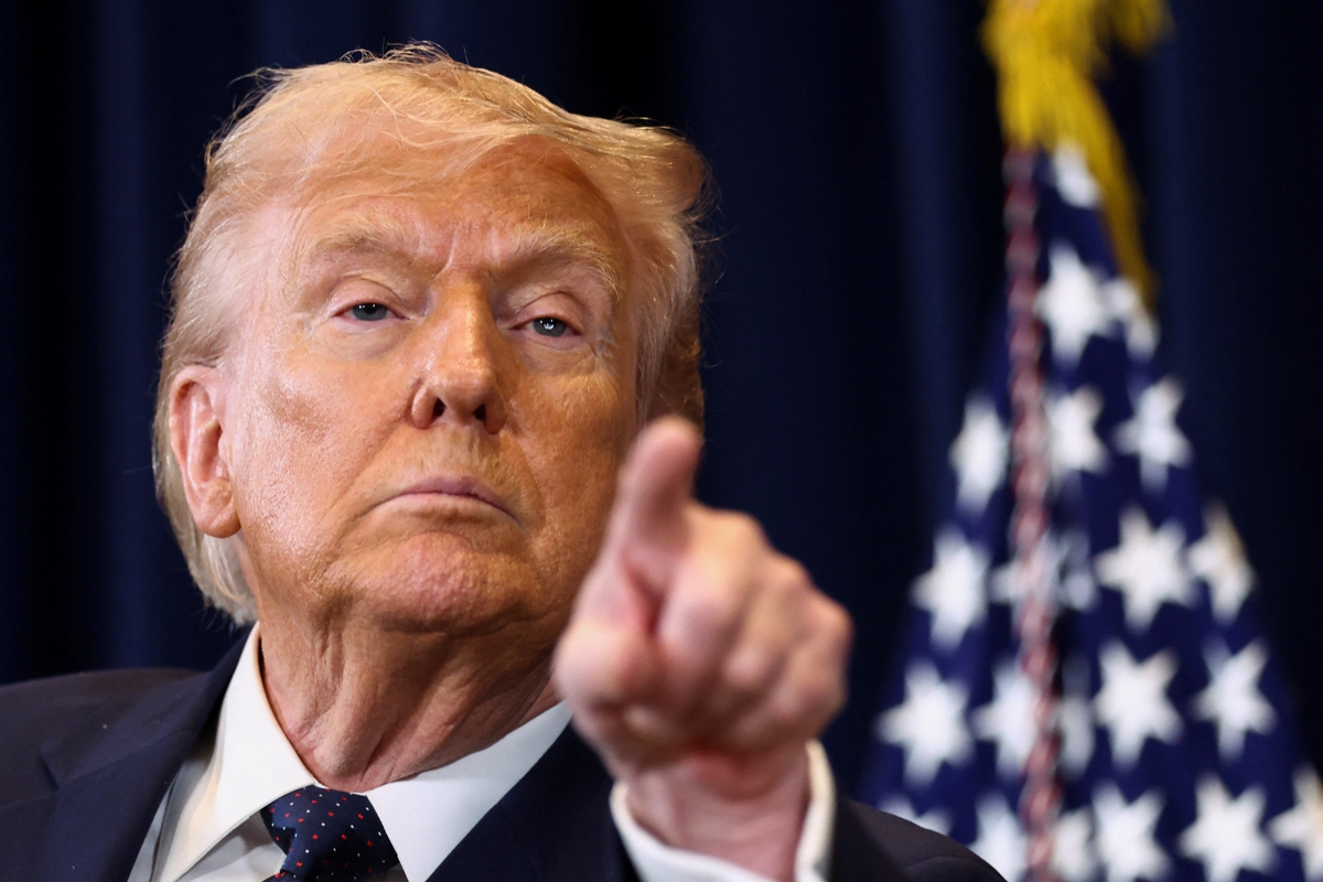 Τραμπ: Δεν ξέρω πώς θα αντιδράσω εάν πάθει κακό ο πιλότος του αμερικανικού μαχητικού αεροσκάφους που καταρρίφθηκε πάνω από το Ιράν – Συνετρίβη και δεύτερο