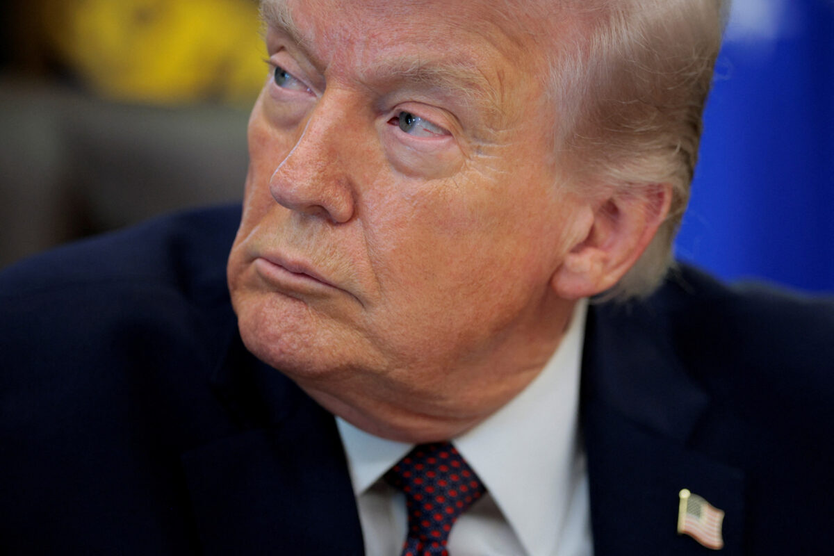 Τραμπ για άνοιγμα των Στενών του Ορμούζ: «Πλήρως ελεύθερη η διέλευση, σας ευχαριστώ»