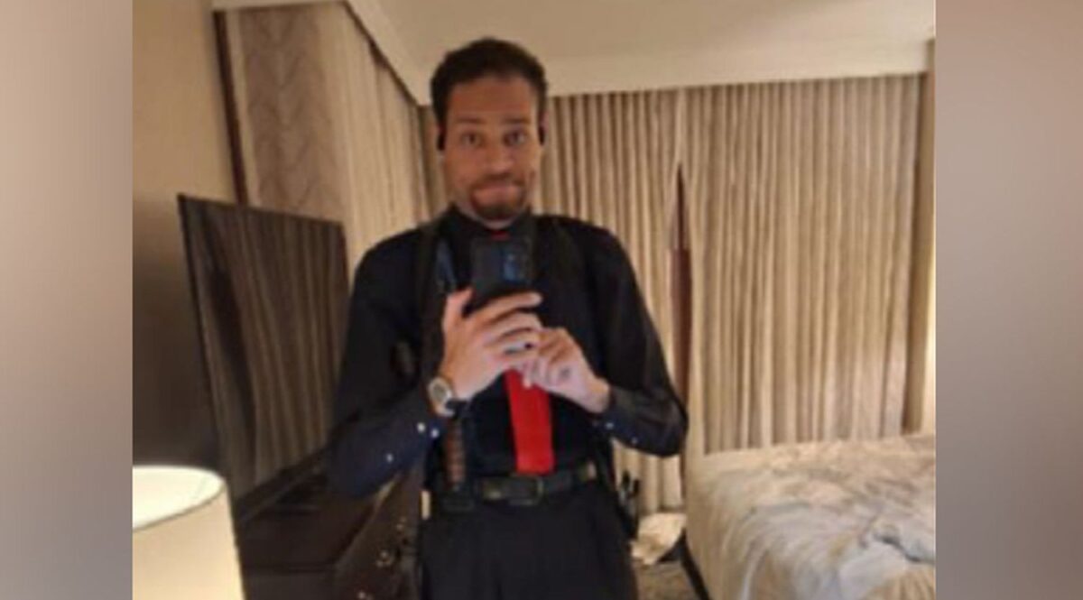 Κόουλ Αλεν: Η selfie στον καθρέφτη του ξενοδοχείου 30 λεπτά πριν την επίθεση στο δείπνο ανταποκριτών του Λευκού Οίκου