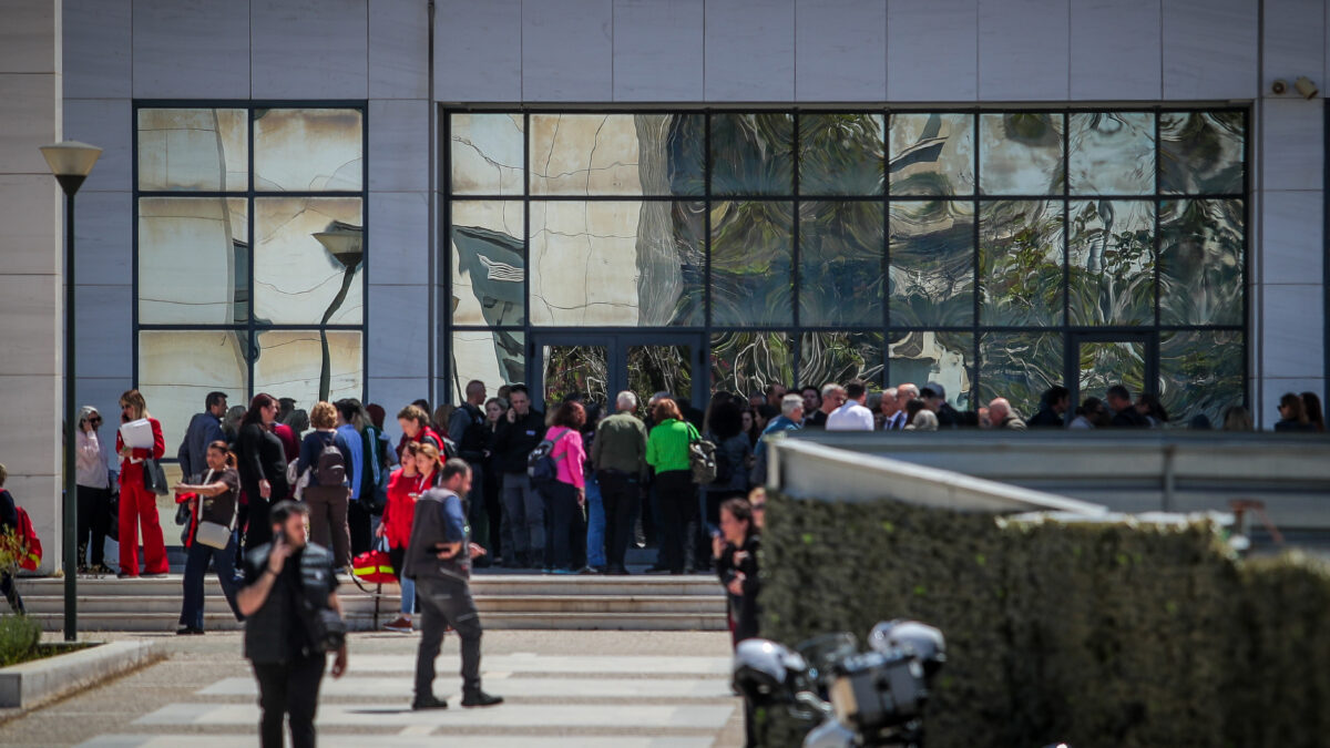 Εφετείο, πυροβολισμοί