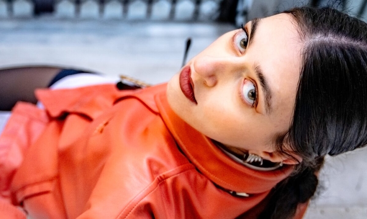 Έλενα Λεώνη: Λίγο πριν ανέβει στη σκηνή του Ejekt Festival, θα παρουσιάσει τον νέο της δίσκο