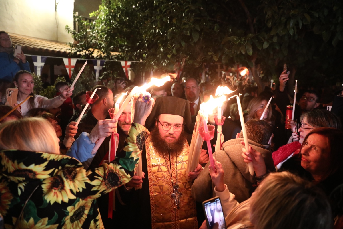 Το Άγιο Φως στο Μετόχι