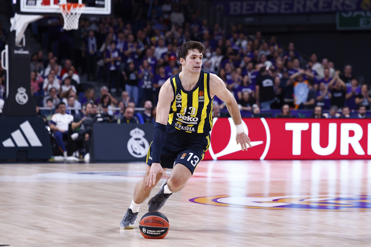 Ο Μπιμπέροβιτς της Φενέρμπαχτσε (ΦΩΤΟ Europa Press via AP)