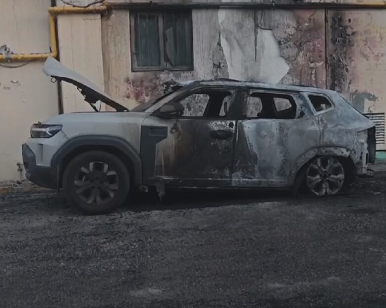 Εμπρησμός στο αυτοκινήτου του Δημήτρη Καρώνη