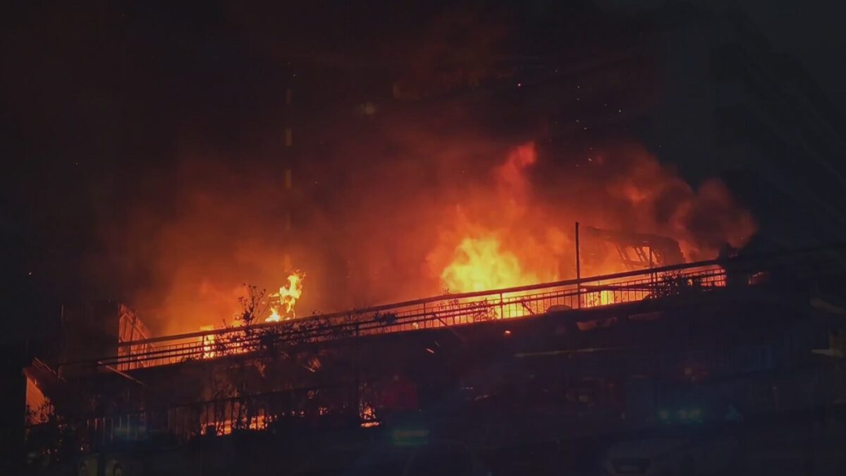 Φωτιά στη Νέα Σμύρνη