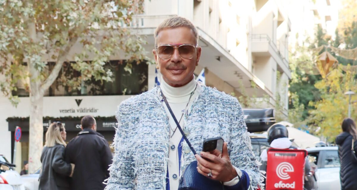 Ο Λάκης Γαβαλάς