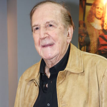 Γιώργος Κωνσταντίνου