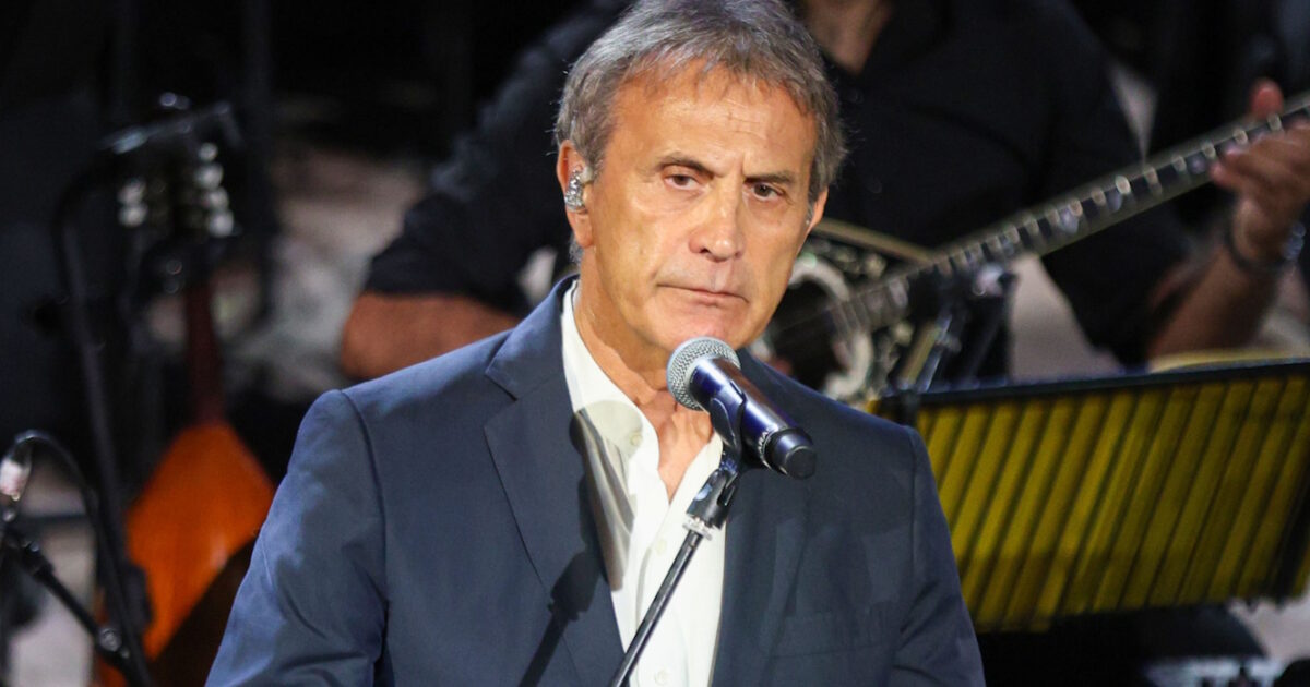 Στέλιος Κρητικός για Γιώργο Νταλάρα: Έλεγε «φωνάξτε την αστυνομία, με βρίζουν αυτά τα παιδιά»