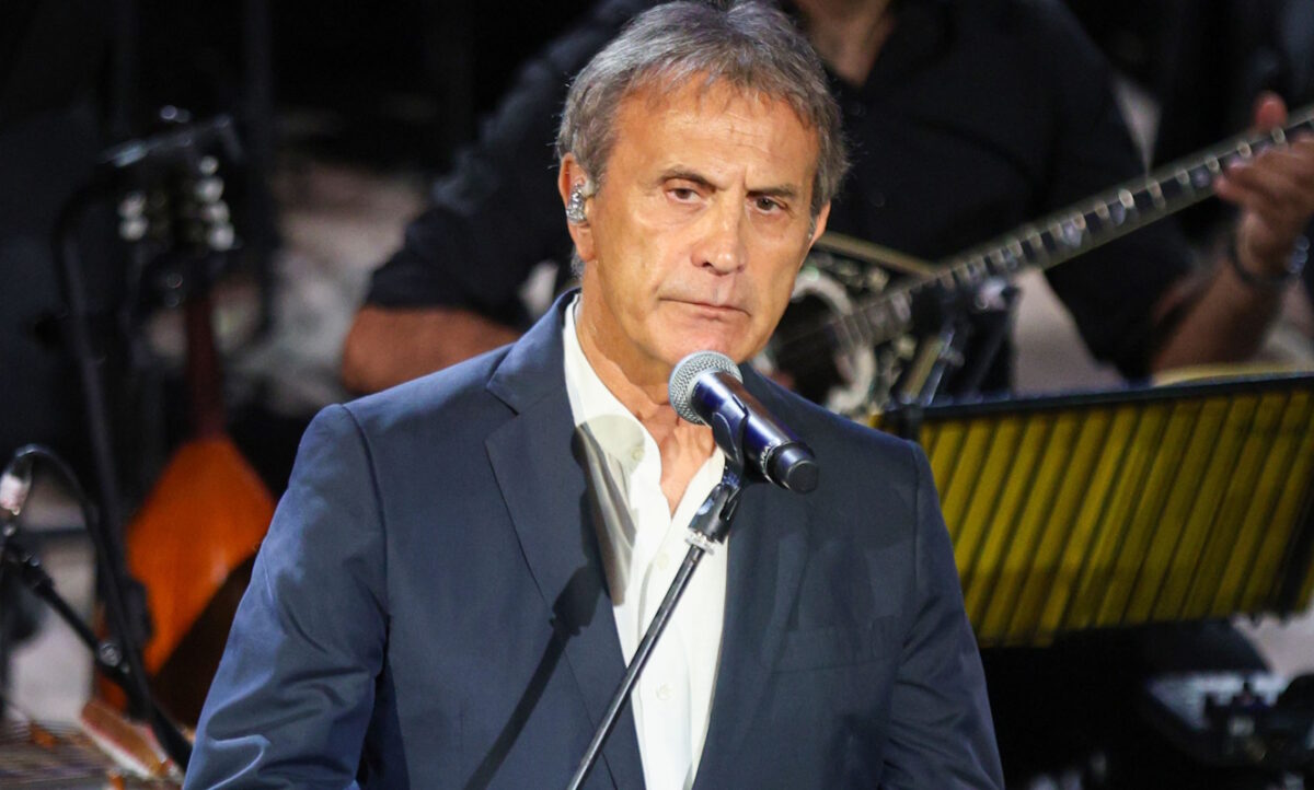 Στέλιος Κρητικός για Γιώργο Νταλάρα: Έλεγε «φωνάξτε την αστυνομία, με βρίζουν αυτά τα παιδιά»