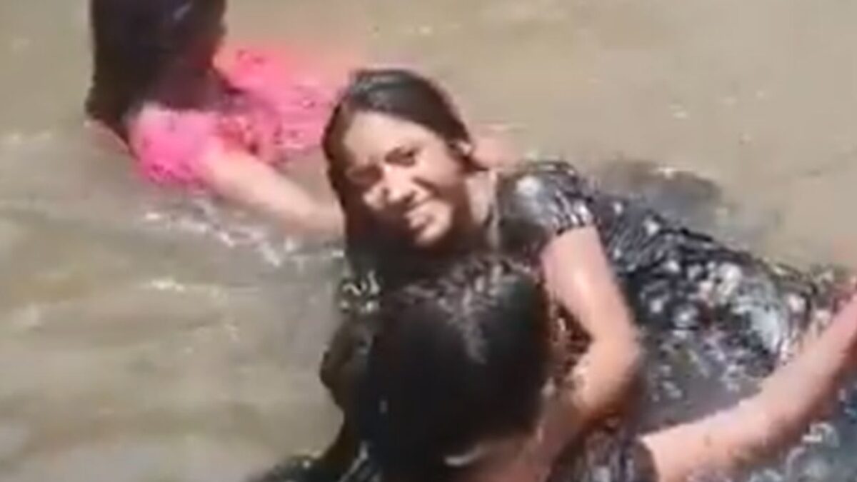 Ινδία: Τρεις έφηβες πνίγηκαν για μία selfie σε καταρράκτη