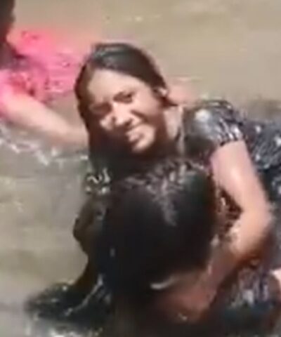 Ινδία: Τρεις έφηβες πνίγηκαν για μία selfie σε καταρράκτη