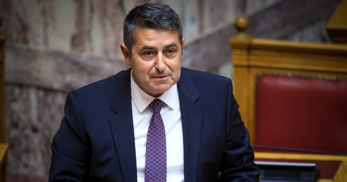 Ο Γιώργος Μυλωνάκης παραμένει διασωληνωμένος σε σταθερή κατάσταση – Το νέο ιατρικό ανακοινωθέν