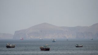 Πλοία στα Στενά του Ορμούζ