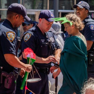 Κινητοποίηση για το κλείσιμο των κέντρων κράτησης της ICE