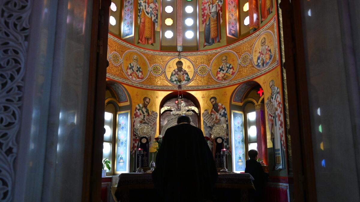 Ιερέας, παπάς