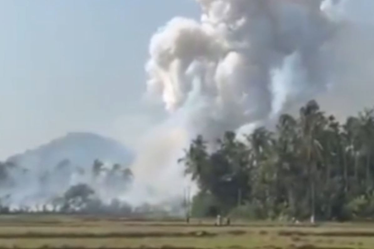 Ινδία: Τουλάχιστον 13 νεκροί και πάνω από 40 τραυματίες εξαιτίας φωτιάς σε αποθήκη πυροτεχνημάτων - Δείτε βίντεο