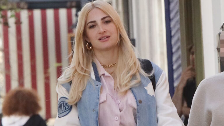 Iωάννα Τούνη