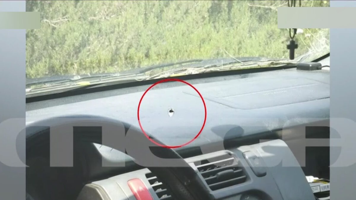 Δολοφονία Ελευθερίας Γιακουμάκη: Η σφαίρα που τρύπησε το ταμπλό του αυτοκινήτου – Ο 39χρονος την πυροβόλησε πισώπλατα